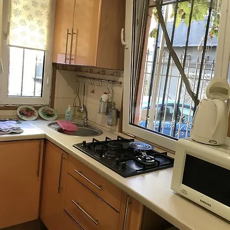 Aleksandr Apartment Odesa